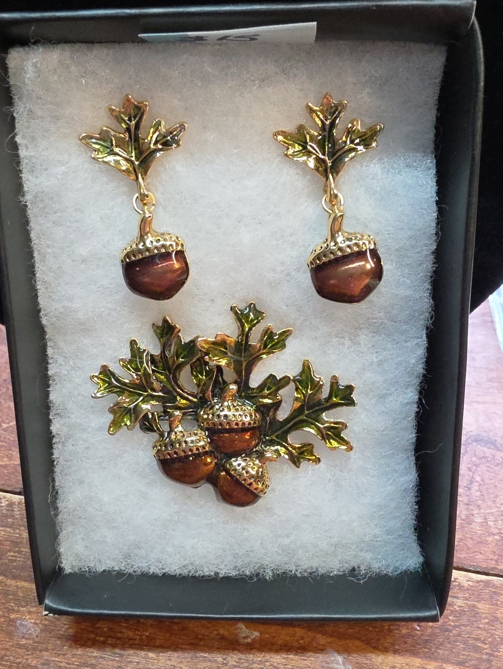 Avon Gold-Tone Acorn and Oak Leaf Drop Earrings — Brown and Green